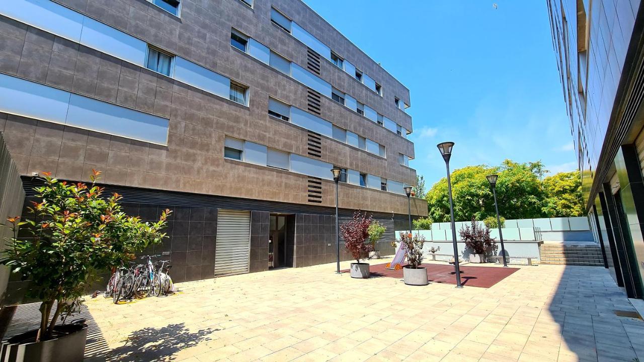 Forum-Ccib-Relax Flats Sant Adria de Besos Buitenkant foto